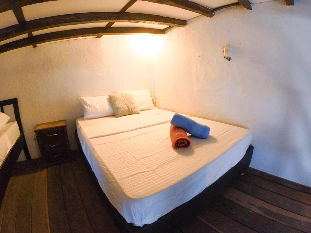 Hostal Espanolete Santa Marta  Exterior photo